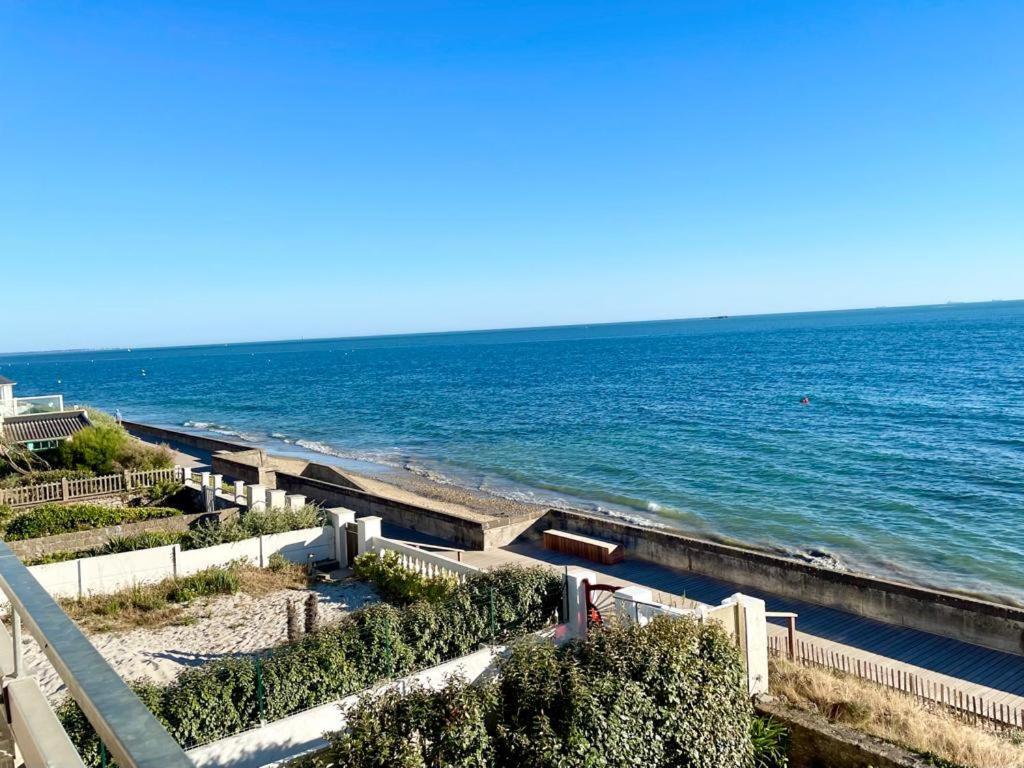 Large Studio Direct Access To The Beach Pornichet Exterior foto