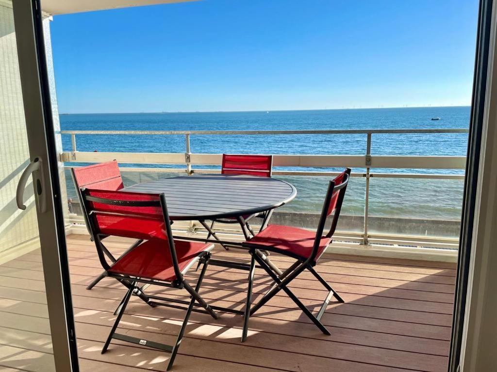 Large Studio Direct Access To The Beach Pornichet Exterior foto